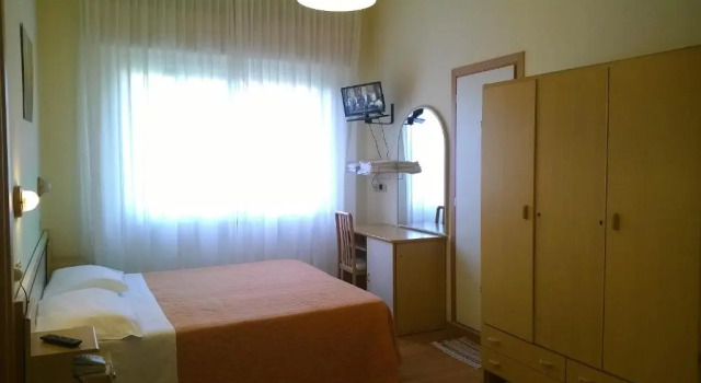 Номер Comfort Hotel Capri