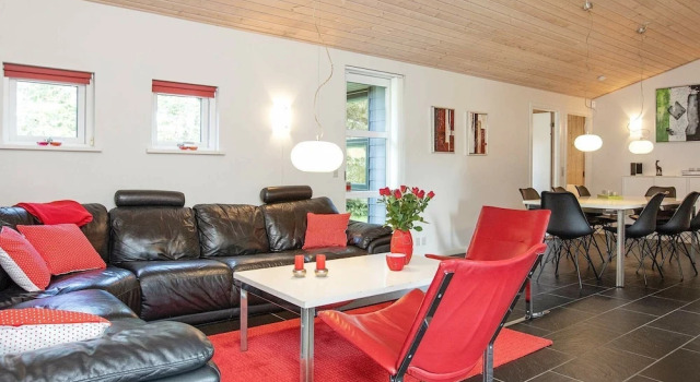 Exotic Holiday Home in Oksbøl With Sauna, Rezerwuj Hotel Oksbol Syddanmark