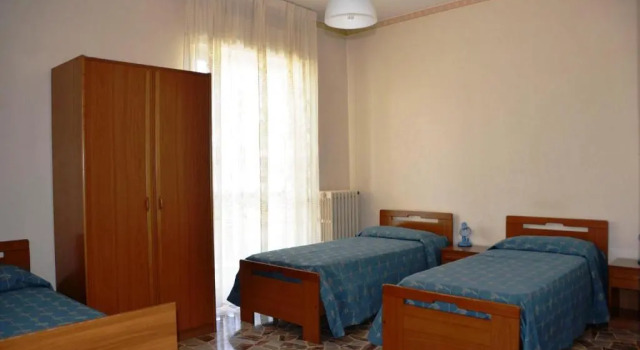 Standard triplă cameră Hotel A-14