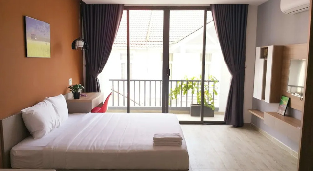 Студия с балконом Karta Riverview Apartment