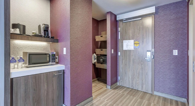 Двухместный номер Accessible Hilton Garden Inn Toronto/Brampton West, Ontario, Canada