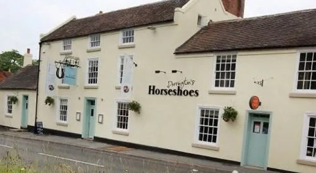 Dorrington's Horshoes, Book Hotel Hoteller i Shrewsbury med parkering, Parkering
