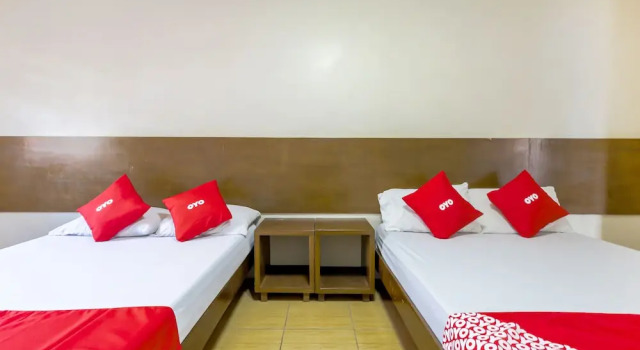 Четырёхместный номер Economy Metro Deluxe Residences near World Trade Center