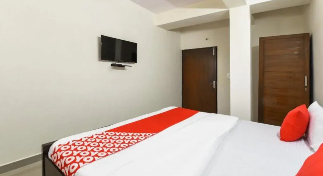 Devaansh Homestay By OYO Rooms, Забронировать Отель Отели Нью-Дели с парковкой, Парковка
