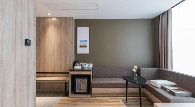 Номер Deluxe Atour Hotel Zhenjiang Xijindu Jinshan Temple
