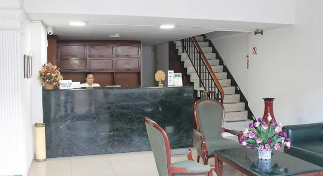 Hotel Khalifa, Забронировать Отель Отели в центре Нейва, в центре, Парковка