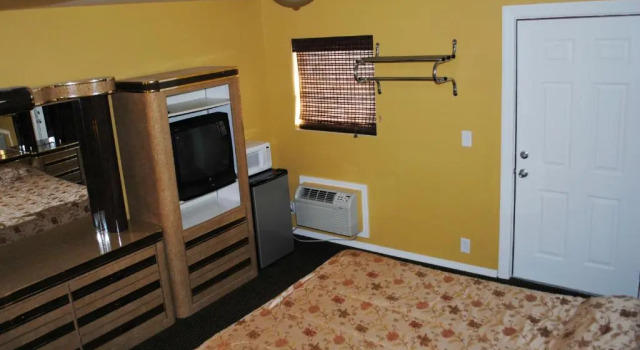 Номер Standard Atlantic Economy Inn