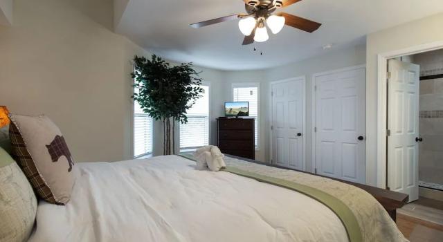 Misty Hollow by Jackson Mountain Rentals