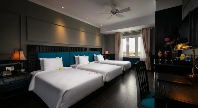 Семейный номер Standard с балконом и с видом на город Hoi An Golden Holiday Elite