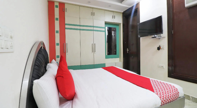 OYO 43033 Superb Stay, Забронировать Отель Отели Нью-Дели 3 звезды, 3*