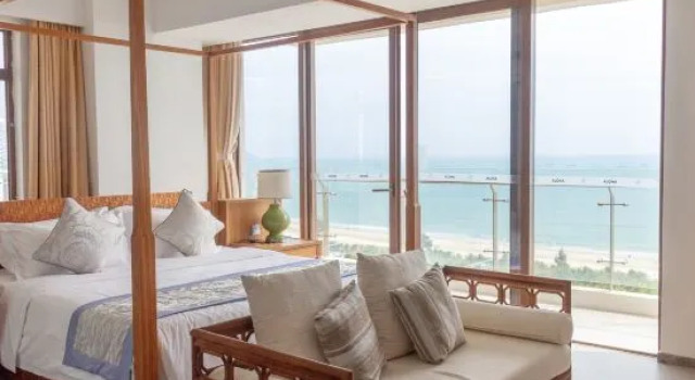 Люкс с 3 комнатами с видом на море Aloha Oceanfront Suite Resort