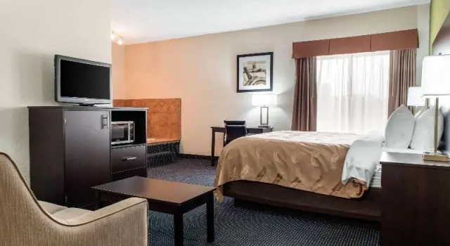 Люкс Quality Inn & Suites Anderson I-69