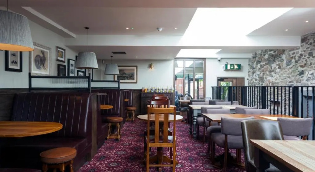 The White Hart Hotel Wetherspoon, Reserva ahora Hotel Okehampton 