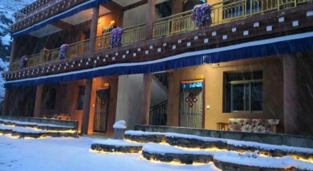 Garze Tagong Grassland Hotel