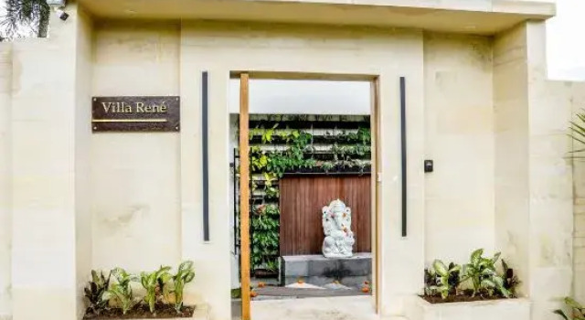 4BR Villa René Luxury & Serenity in Rice Fields