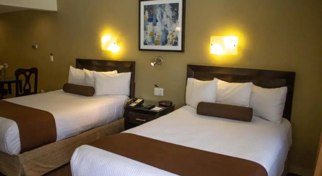 Четырёхместный номер Standard Hotel Del Rio