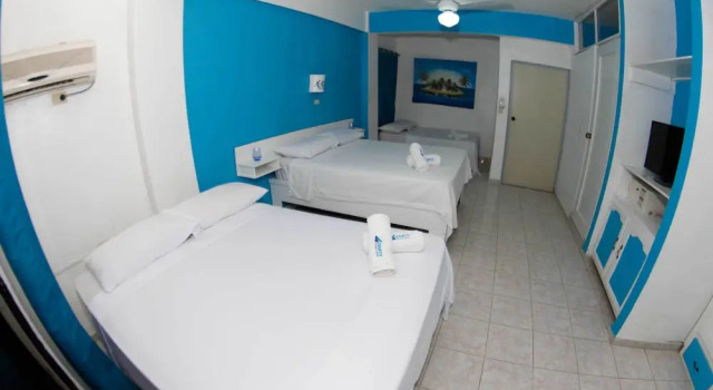 Четырёхместный семейный номер Standard Aparta Hotel Azzurra