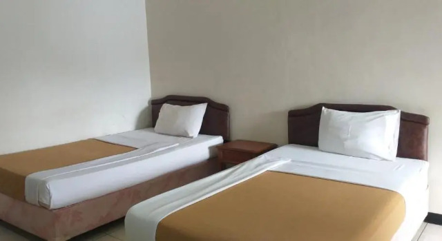 Intan Hotel Purwakarta, Book Hotel Purwakarta West Java