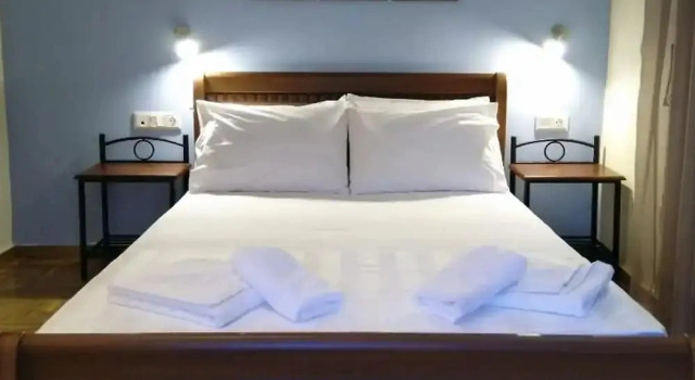 Agapaki Studios, Book Guesthouse Hotels in Sithonia with Parking, Parking