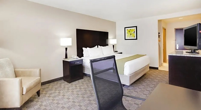 Run of House Holiday Inn Express Hotel & Suites Mebane by IHG