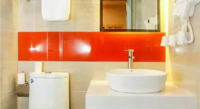 7 Days Premium·Linyi Railway Station, Забронировать Отель Линьи Шаньдун