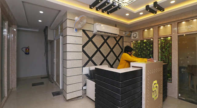 OYO Flagship 45455 Hotel Siddahant Palace