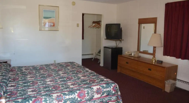 Четырёхместный номер Standard Ventura Motel