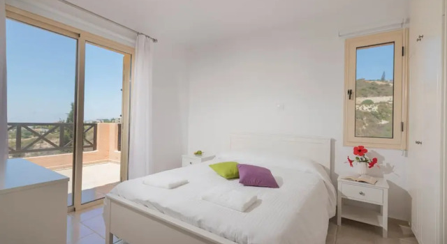 Resitour - Perneri Villas
