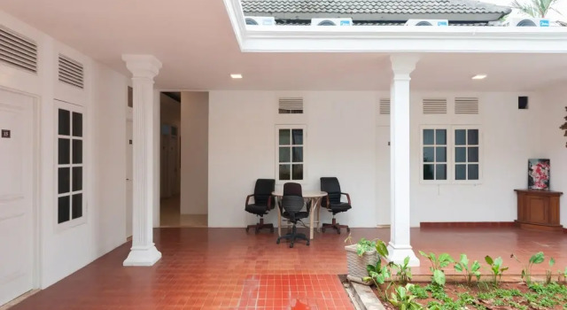 RedDoorz @ Kemang Dalam, Book Hotel Billige hoteller i Mampang