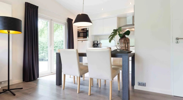 Chalet on a Holiday Park in the Achterhoek, Prenota Chalet Ville a Gheldria, Villa