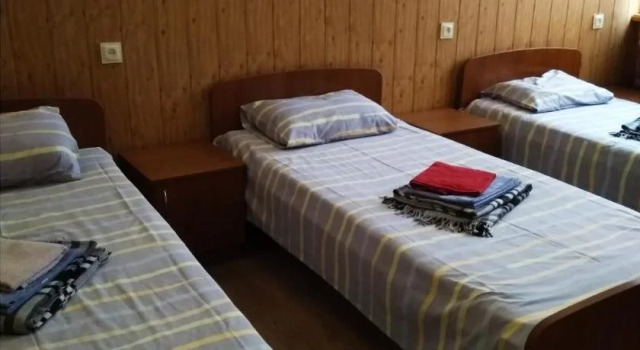 Hostel Mnogoborets F. Klub, Prenota Ostello Hotel a Odessa region con piscina, Piscina