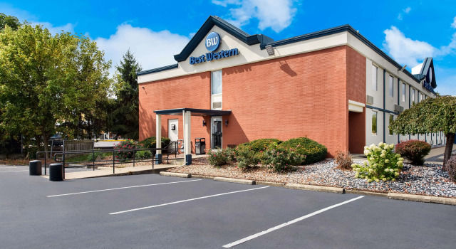 Best Western Adena Inn, Buchen Sie Hotel SPA-Hotels in Chillicothe, SPA