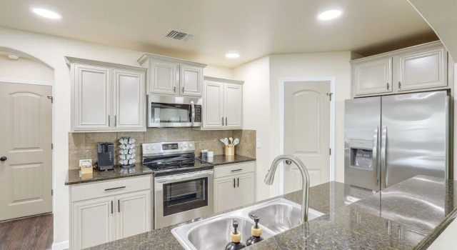 Коттедж Private Patio: Modern Killeen Vacation Rental!