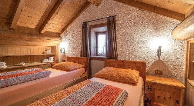 Standard Zimmer Penthouse Baita Luleta