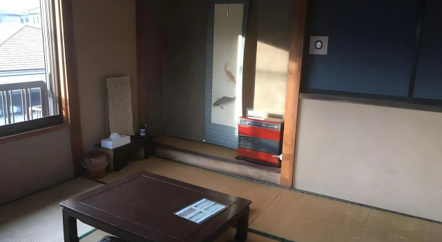 Wafu Guesthouse Kashiwaya, Забронировать Хостел Отели Фудзикавагутико с парковкой, рядом с Ide Sake Brewery, Парковка