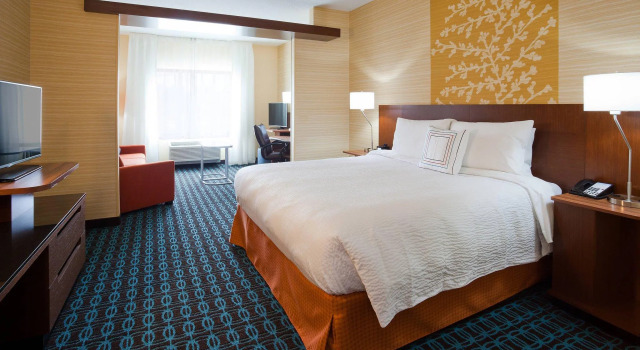 Двухместная студия Fairfield Inn & Suites by Marriott St. Paul Northeast