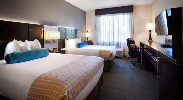 Четырёхместный номер Standard Best Western Plus Roswell / Alpharetta