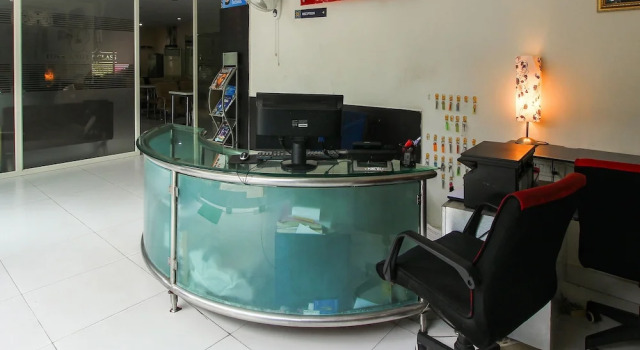 OYO 18592 M Hotel, Rezerwuj Hotel Kondapur 