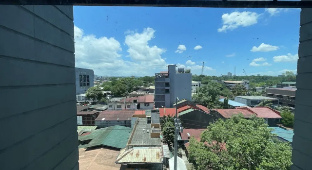Номер Superior H Hotel Quezon City