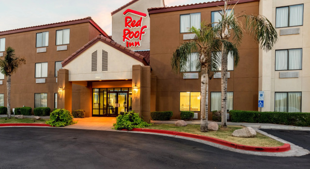 Red Roof Inn Phoenix North - I-17 at Bell Rd, Забронировать Отель Дир-Вэлли 