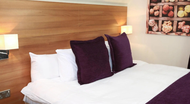 The Chocolate Box Hotel, Забронировать Отель Отели Борнмута 3 звезды, рядом с Пирс Борнмута, 3*