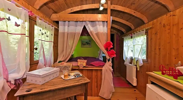 Roulotte la Verdine, Rezerwuj Hotel Dury Aisne