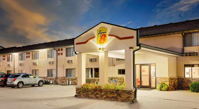 Super 8 St. James, Book Hotel Hoteller i Saint James med morgenmad, Morgenmad