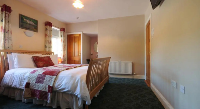 Coomassigview Bed and Breakfast, Prenota Hotel Sneem 