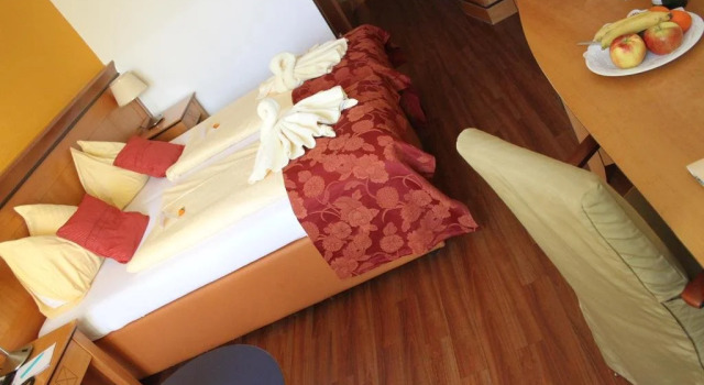 Kurzentrum Hotel Triest, Prenota Hotel Hotel a Stiria con parcheggio, Parcheggio