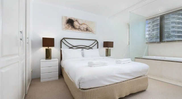 Premiere Apartments -HR Surfers Paradise, Забронировать Апартаменты/квартира Серферс-Парадайс Голд-Кост, рядом с Florida Gardens Tram Station