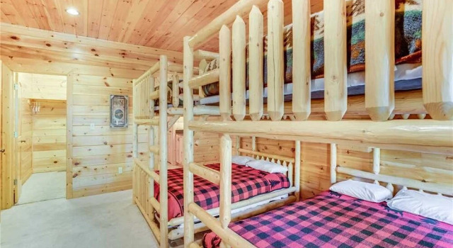 Big Bear Lodge - Five Bedroom Cabin, Забронировать Отель Отели и гостиницы Центра Питтмана, Отель