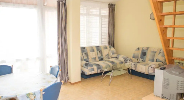 Апартаменты с 3 комнатами с балконом Elite Apartments