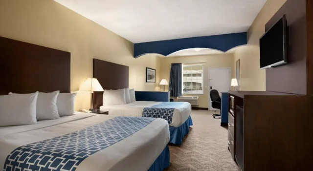 Четырёхместный люкс Days Inn & Suites by Wyndham Cherry Hill - Philadelphia