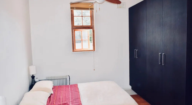 1 Bedroom Apartment Near Kloof Street